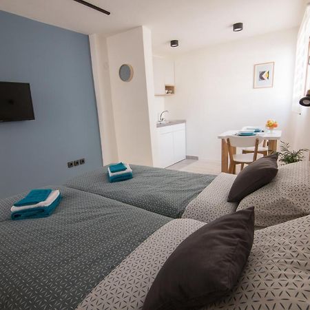 Sunrise Apartments Ni Extérieur photo