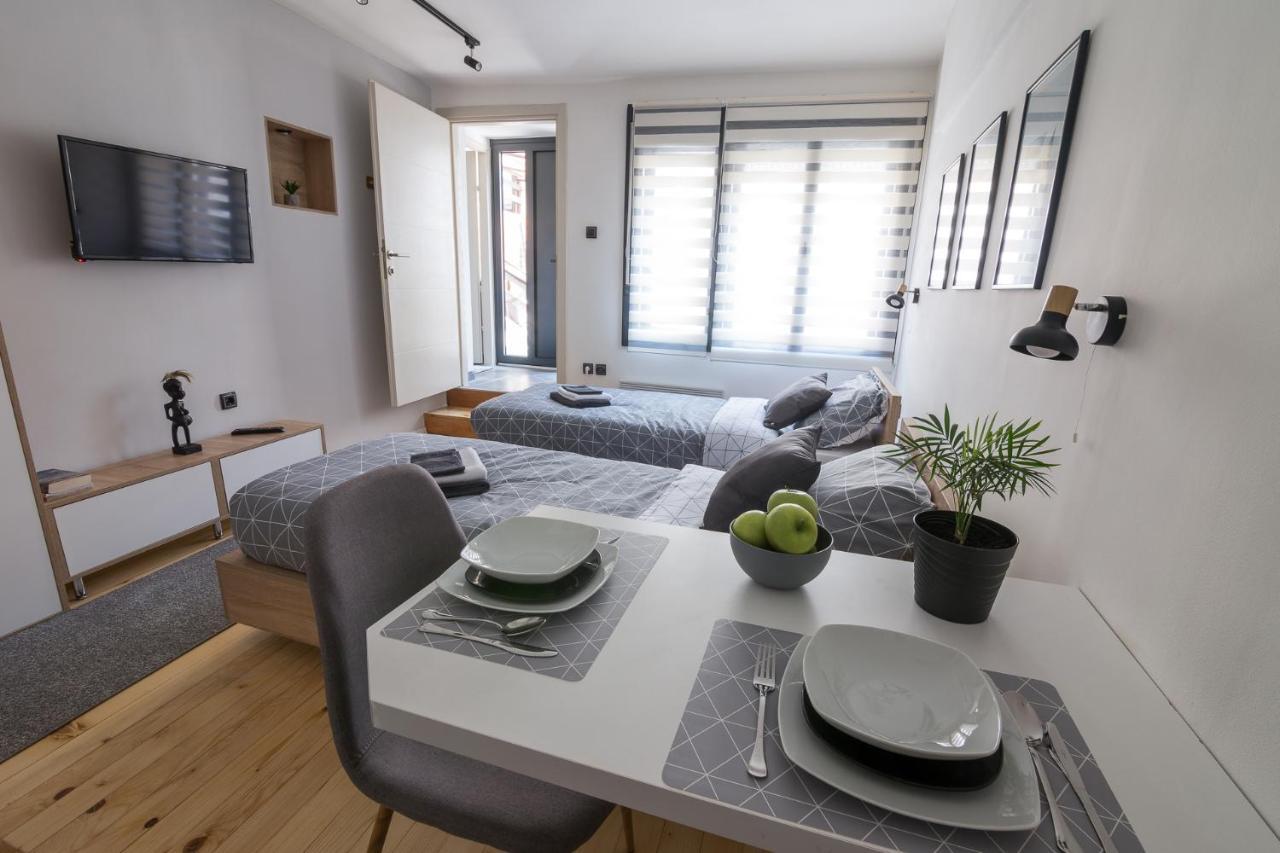 Sunrise Apartments Ni Extérieur photo